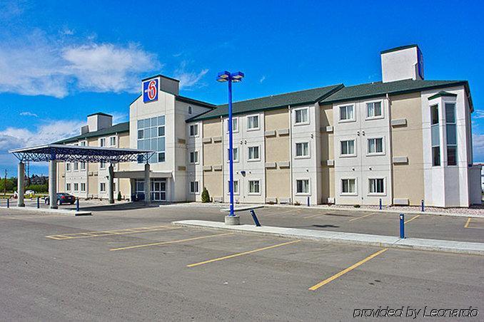Days Inn By Wyndham Stony Plain Exteriér fotografie