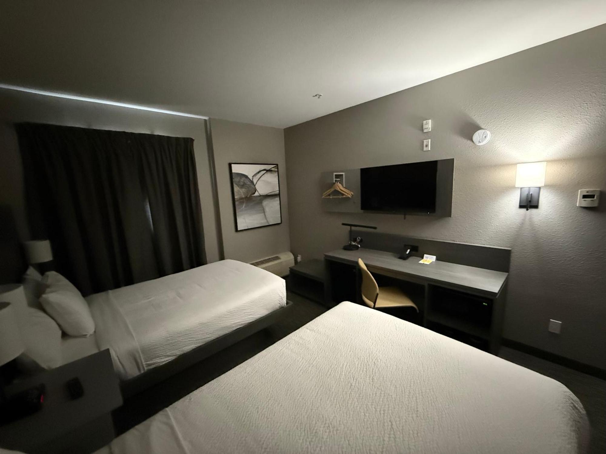 Days Inn By Wyndham Stony Plain Exteriér fotografie