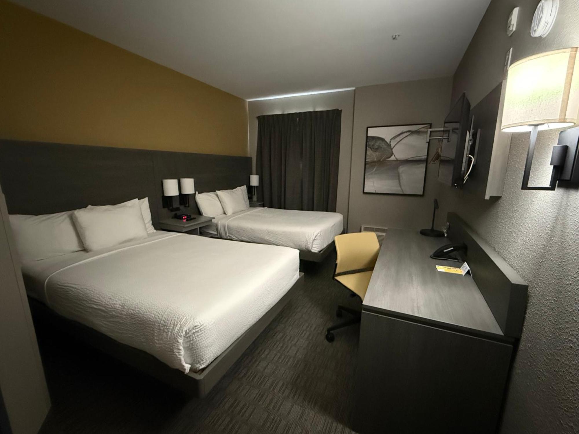 Days Inn By Wyndham Stony Plain Exteriér fotografie