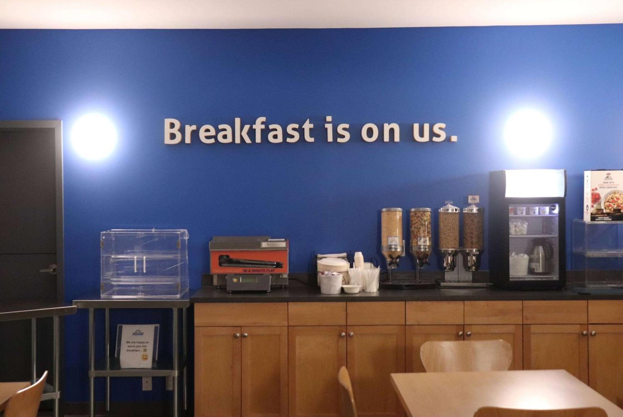 Days Inn By Wyndham Stony Plain Exteriér fotografie